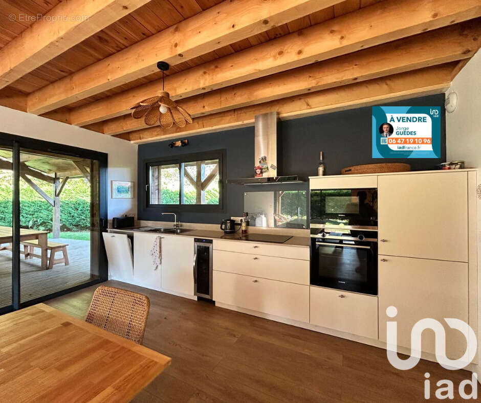 Photo 6 - Maison à SAINT-JULIEN-EN-BORN