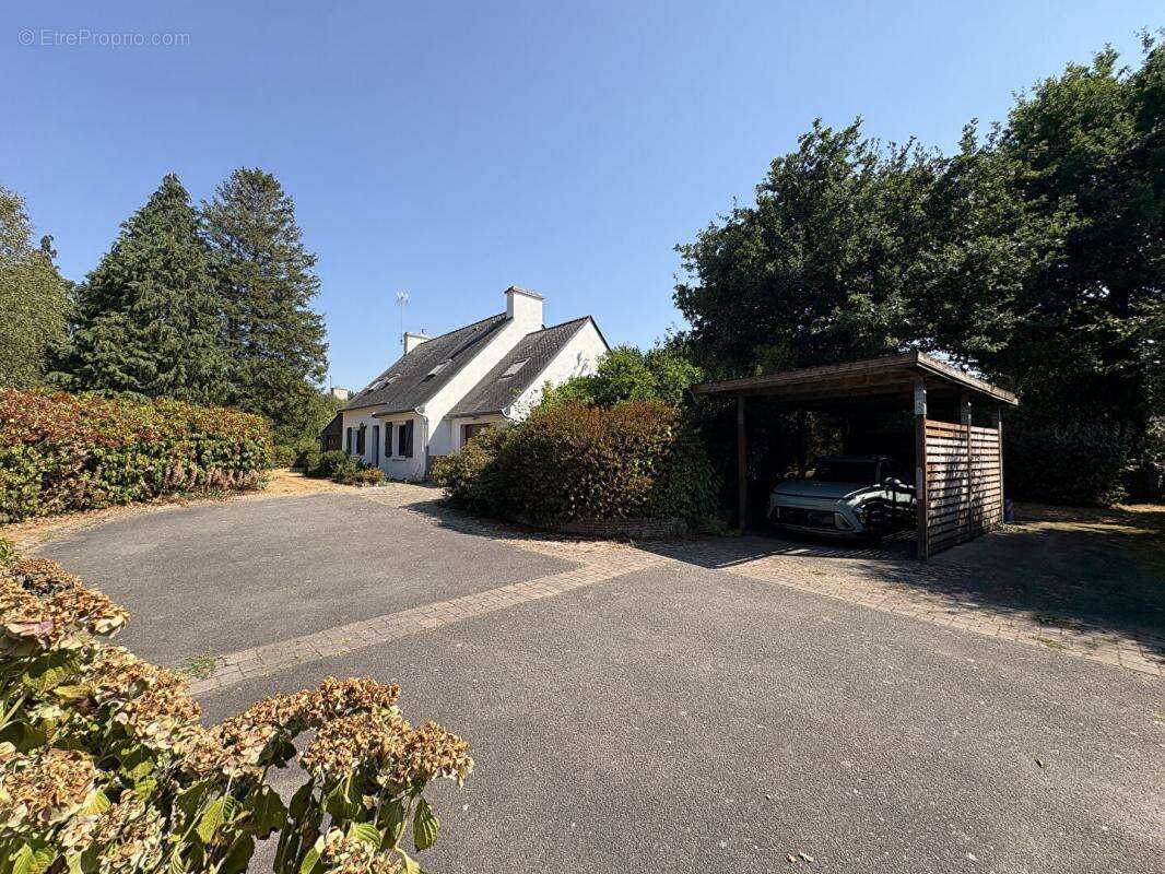 A vendre RIEC SUR BELON (29340) Maison 8 pièces 5 chambres 1 bureau 141 m2 - photo 17