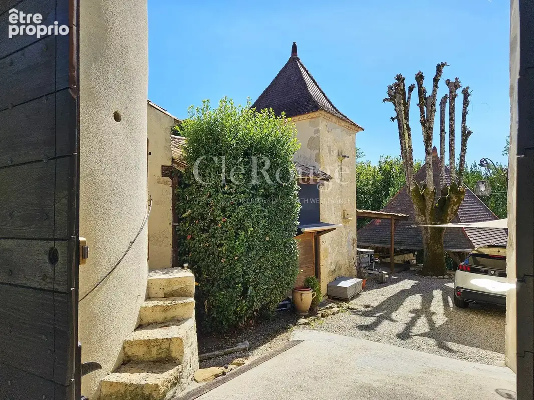 Proche de Monségur - Propriété de caractère en position privée, avec 4 chambres et piscine - photo 27