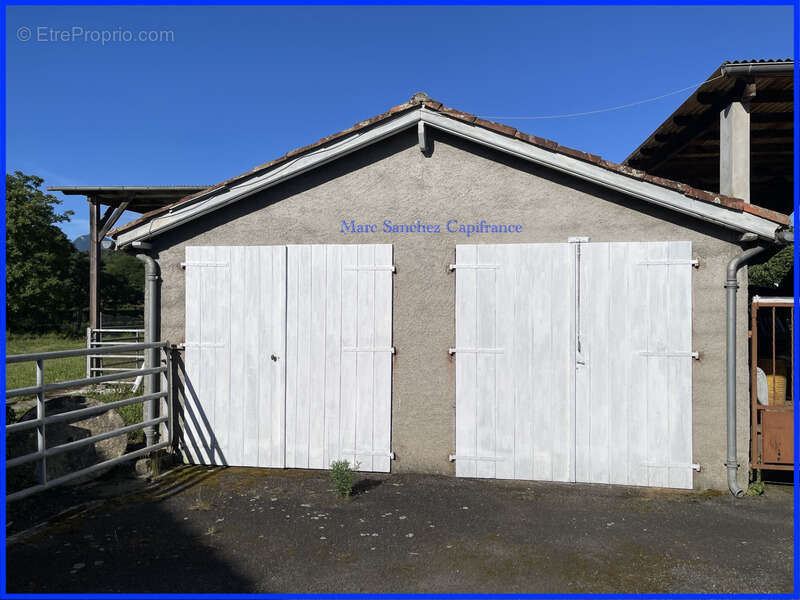 Maison à NAY