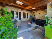 Maison à LA ROCHE-CHALAIS