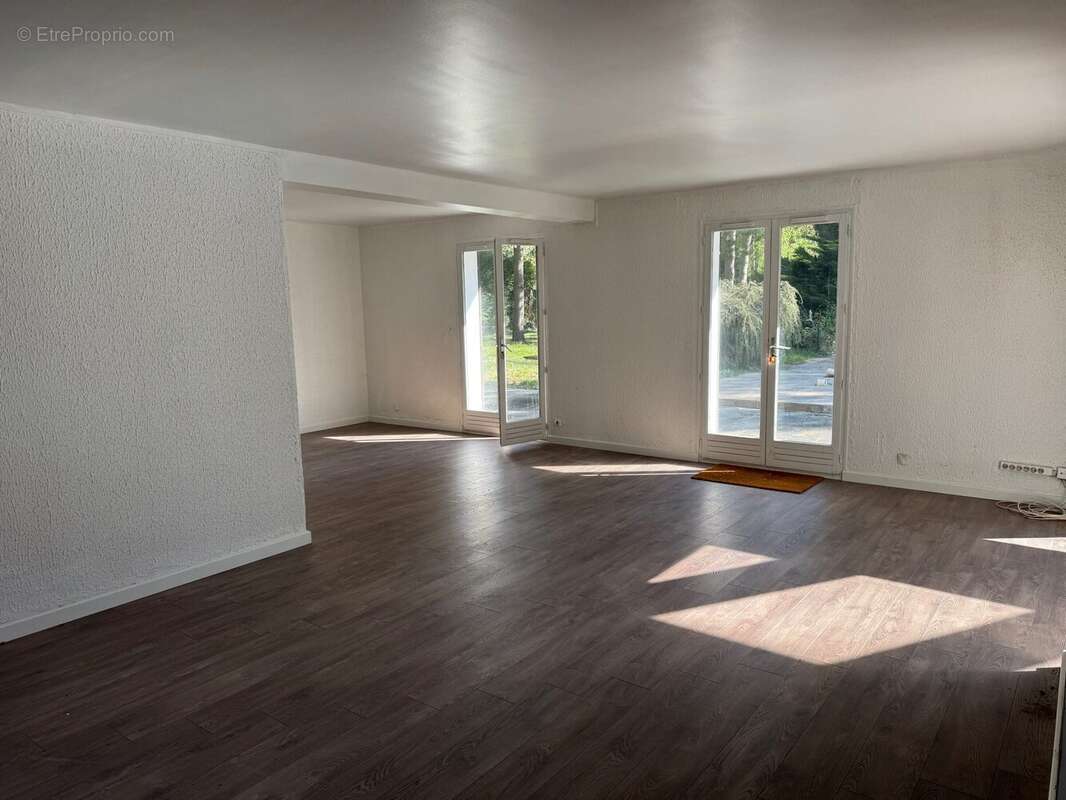 Maison à PACY-SUR-EURE