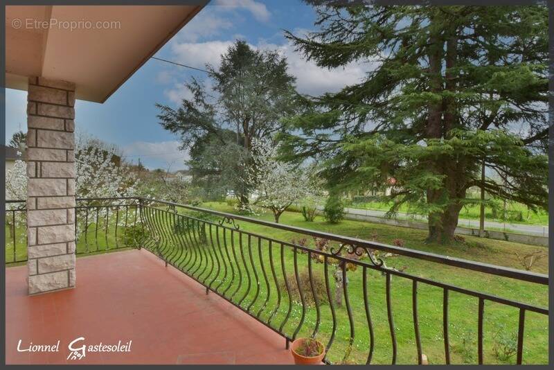 Maison à PORT-SAINTE-FOY-ET-PONCHAPT