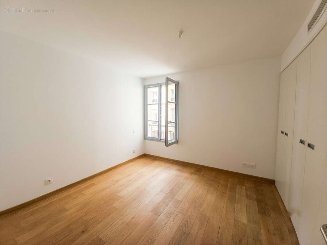 Appartement idéalement situé à proximité du port de Bonifacio - photo 11