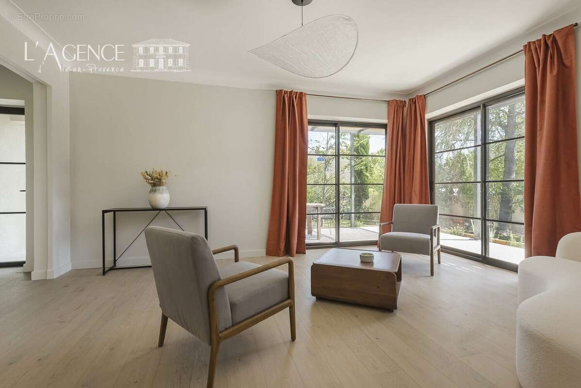 Maison 150 m² à Aix-En-Provence  - photo 4