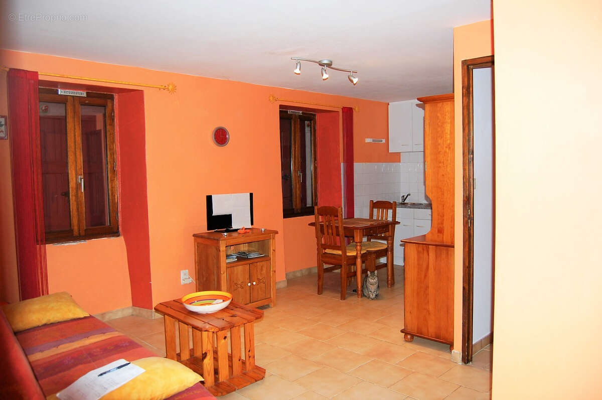 Maison à SAINT-HIPPOLYTE-DU-FORT