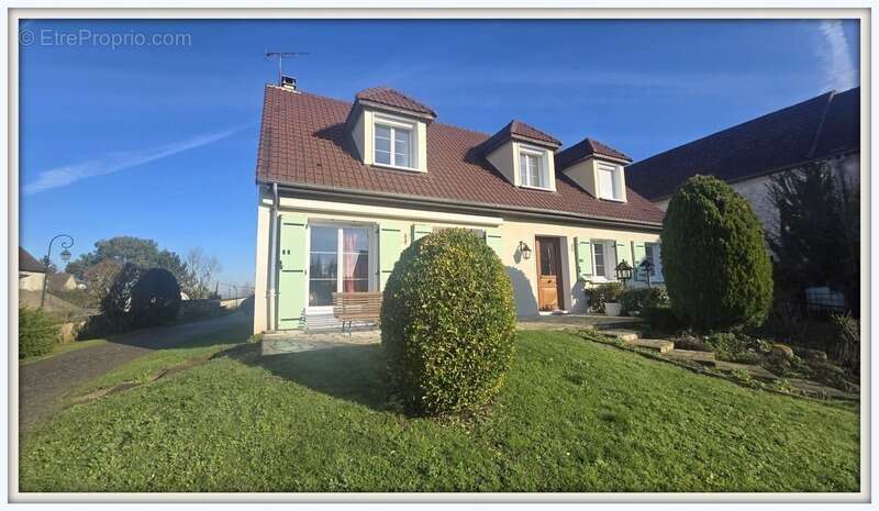 Maison à COURDIMANCHE