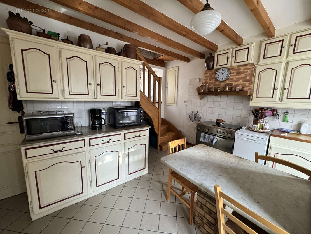 Maison à ISSOU