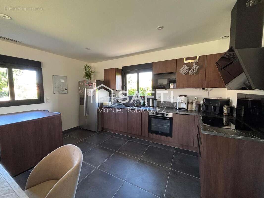Maison 105 m² à Belhade  - photo 4