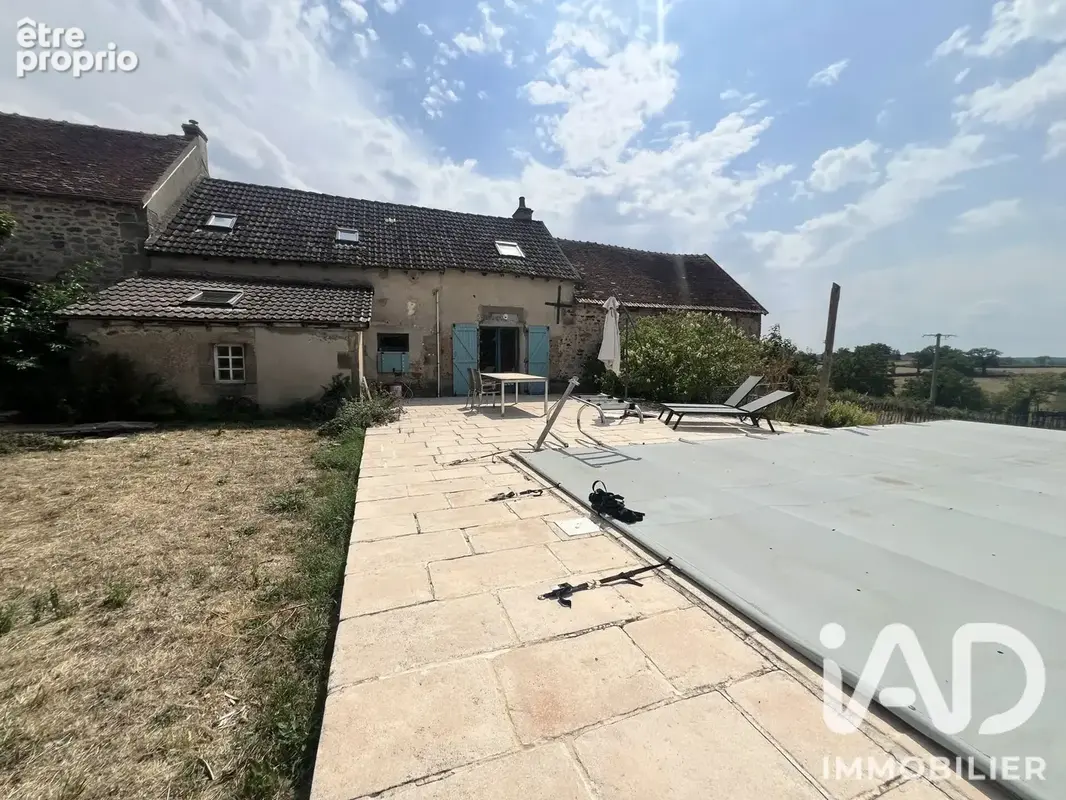 Photo 1 - Maison à SAINT-AUBIN-LE-MONIAL