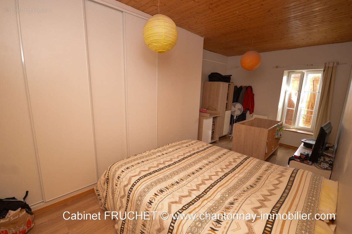 BOURNEZEAU - Agréable maison de village - photo 8