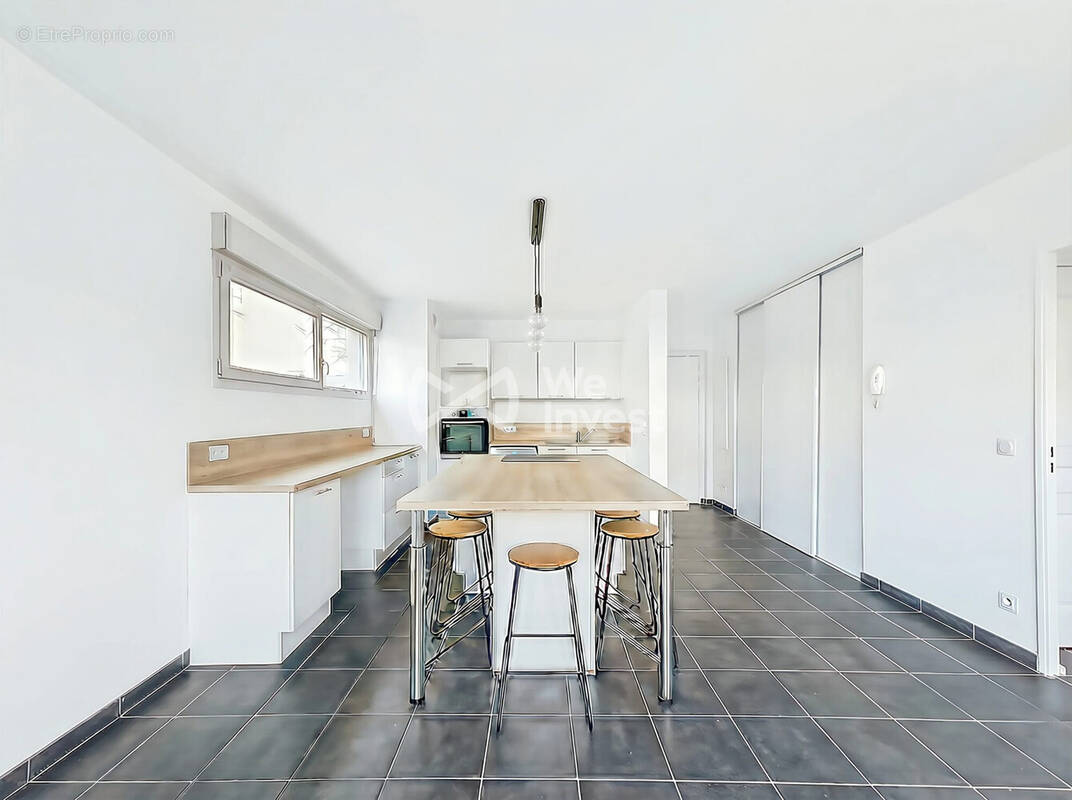 Appartement à LYON-8E