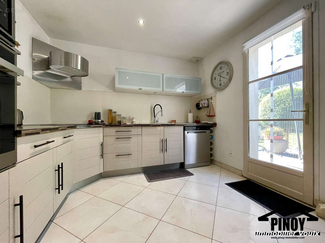Le confort d'une maison impeccable, le calme de la campagne… il ne manque plus que vous ! - photo 2