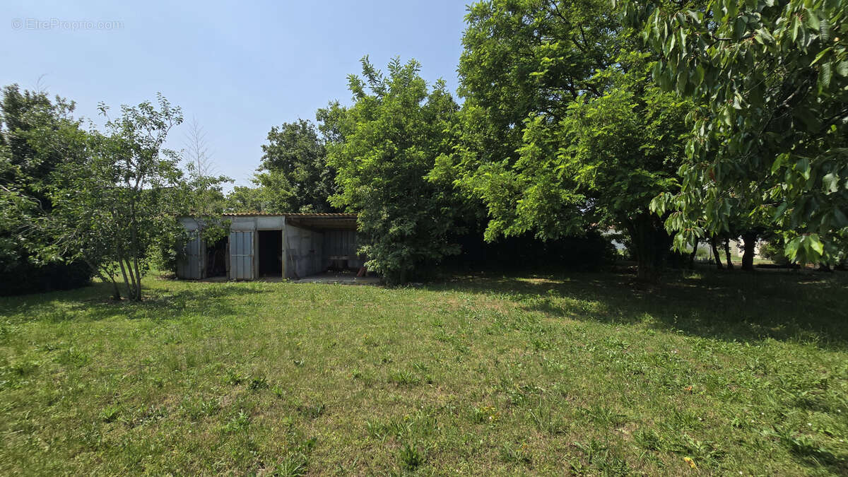 Maison à SAINT-JEAN-DE-LIVERSAY