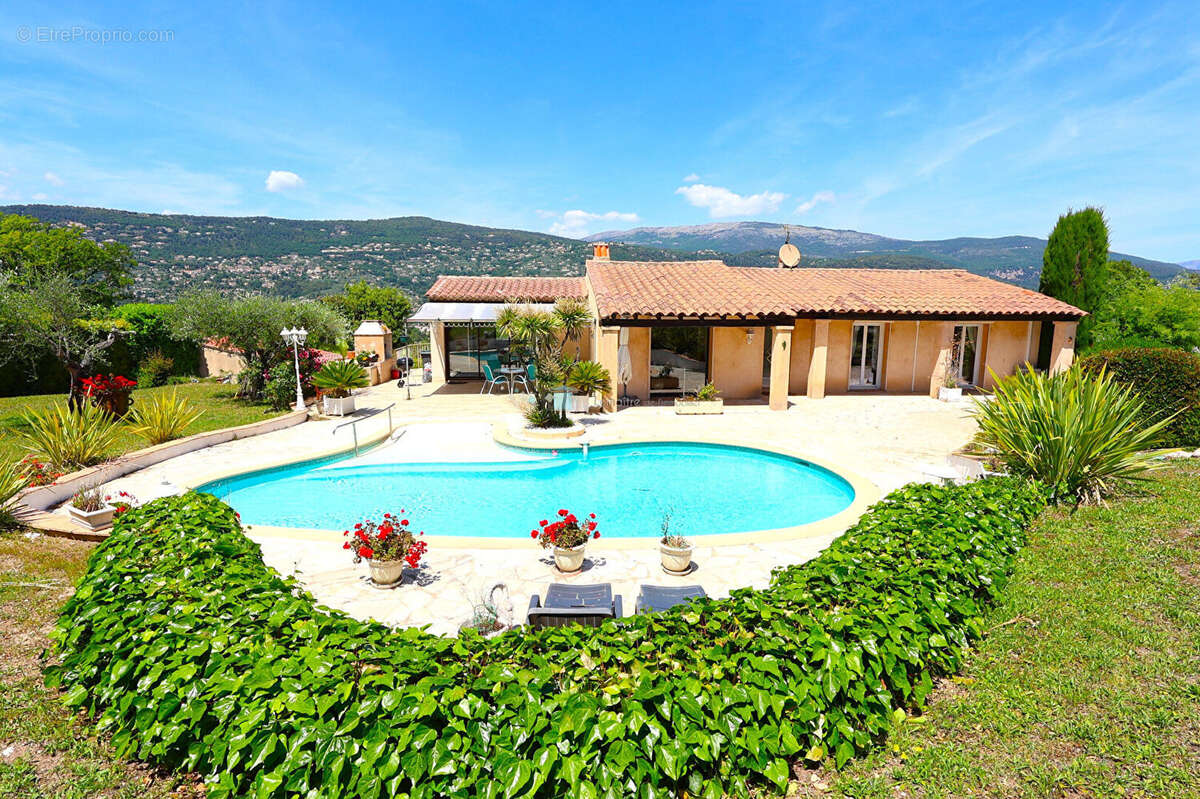 Villa peymeinade 177 m² avec piscine et jardin 2230 m² - photo 2