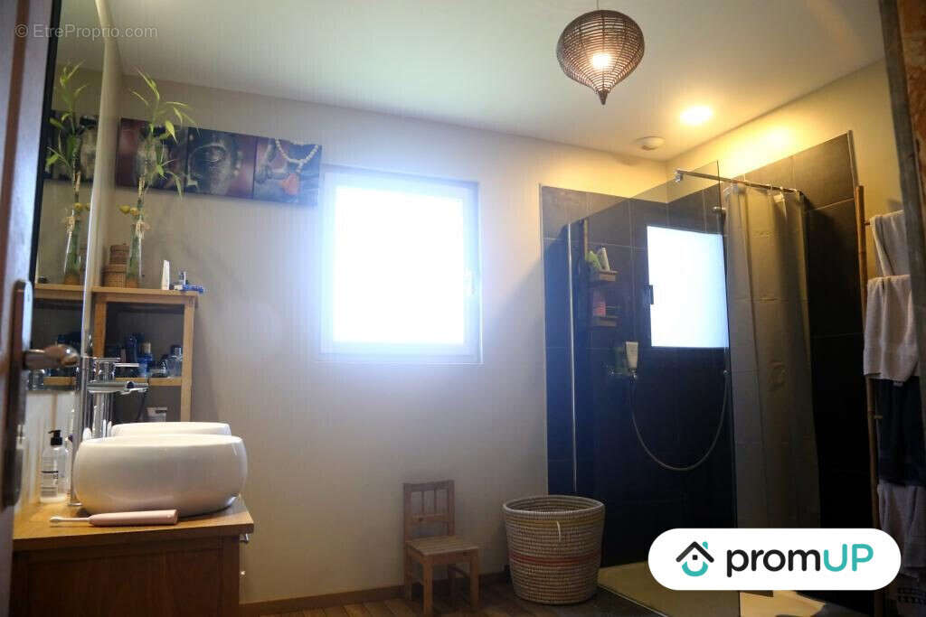 Maison à SAINT-MICHEL-DE-BANNIERES