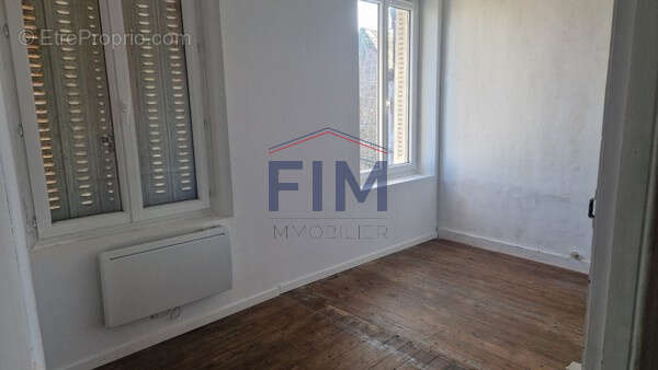 Maison à FORMERIE