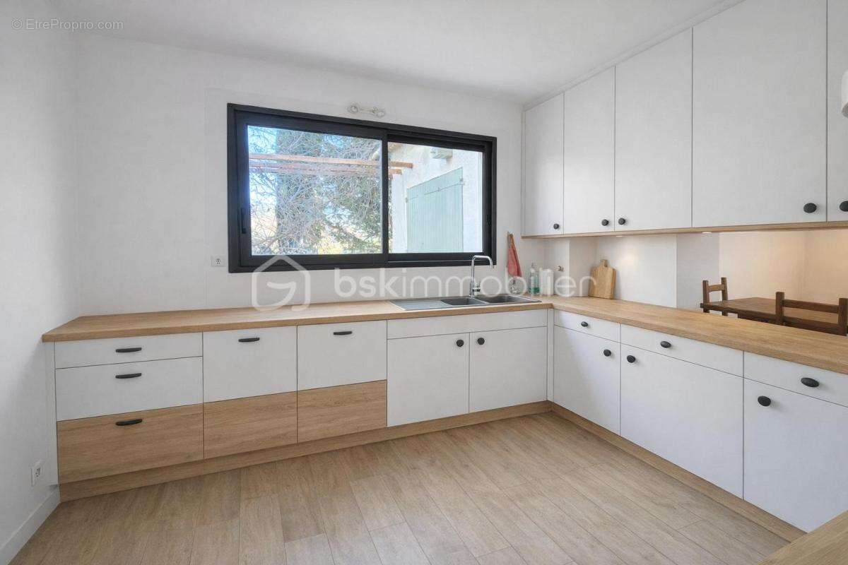 Gareoult: maison de plain-pied de 90 m2 sur un terrain de 1650 m2 - photo 2