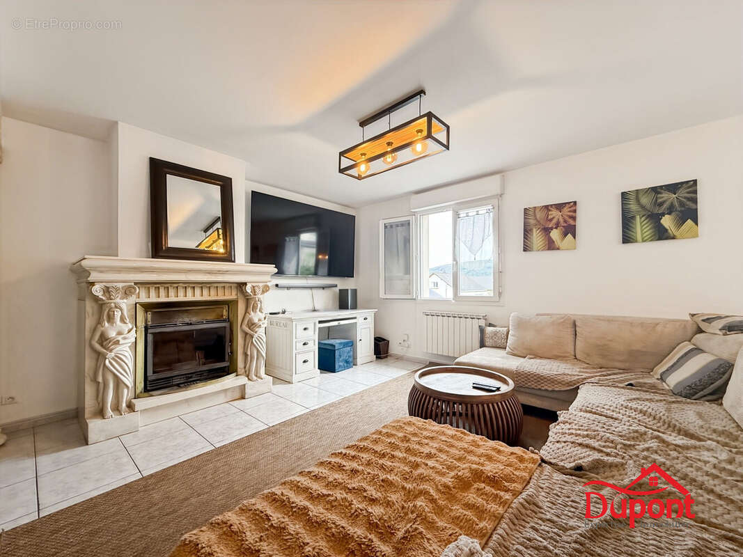 Maison 137 m² à Deville  - photo 4