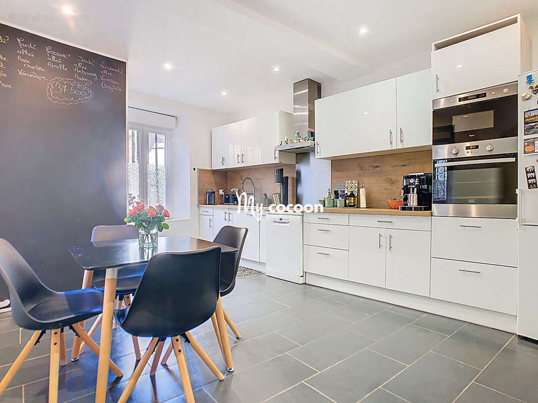 Maison - T4 - 101 m² - photo 4