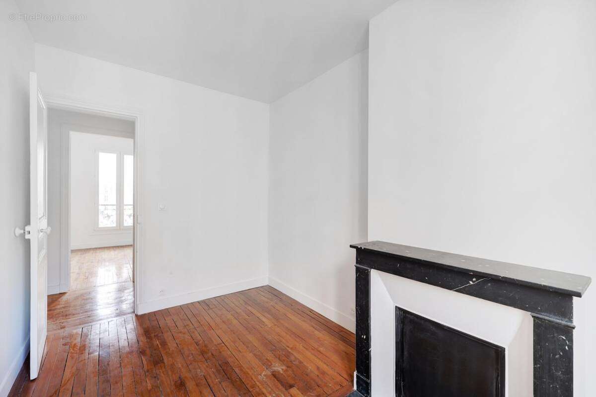 Appartement à PARIS-20E