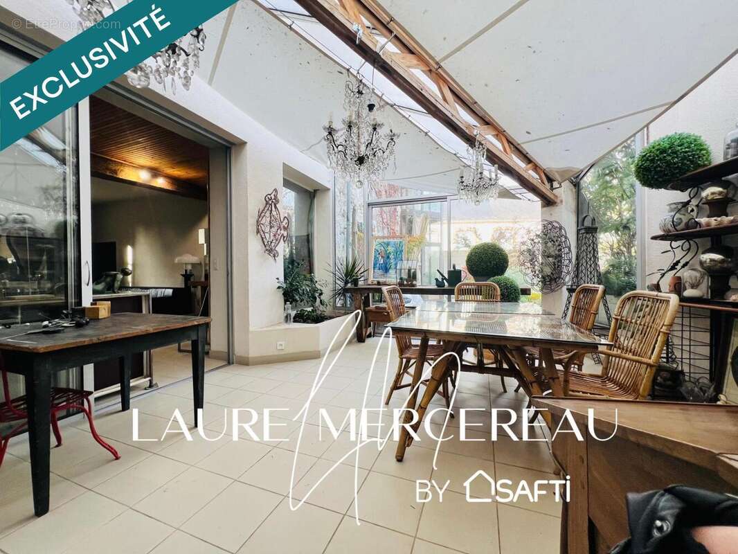 Photo 2 - Maison à SAINT-ETIENNE-DU-BOIS