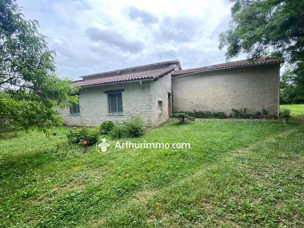 Maison à VILLEFOLLET