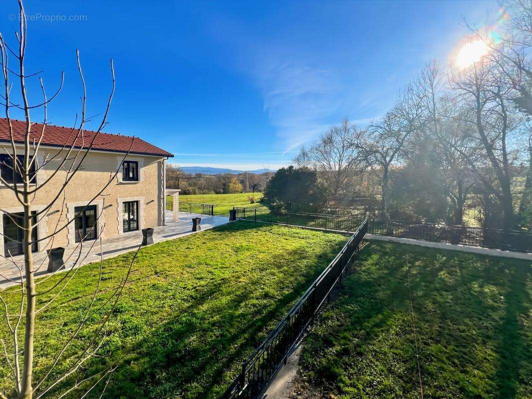 Maison à SAINT-SYLVESTRE-PRAGOULIN