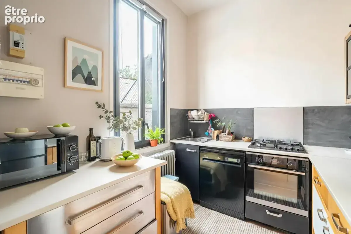BORDEAUX SAINT-BRUNO – Maison T3 - 55 M² - Charme et calme - photo 3
