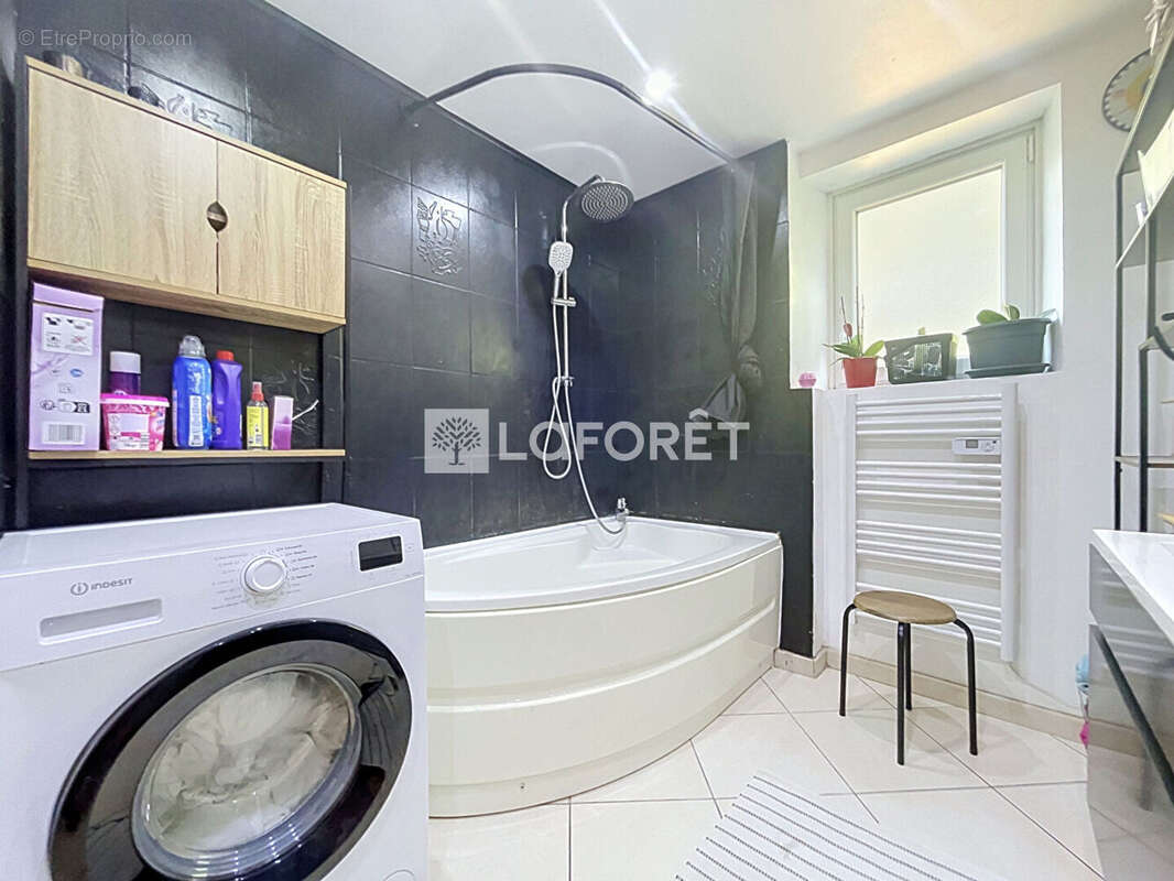 AUBAGNE ? Quartier de Vaux ? Maison T4 en copropriété avec jardin et piscine - photo 6