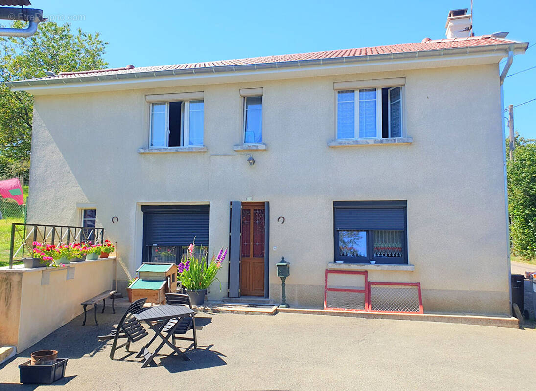 Maison à CHAUVIREY-LE-CHATEL