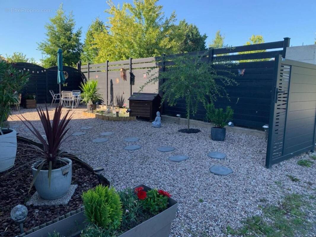 Photo 1 - Maison à AZERAILLES