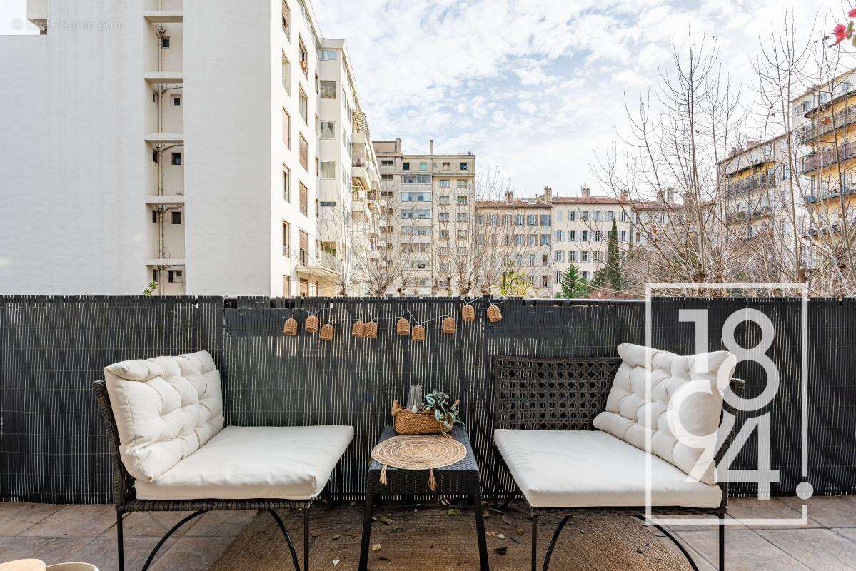 Appartement à MARSEILLE-8E