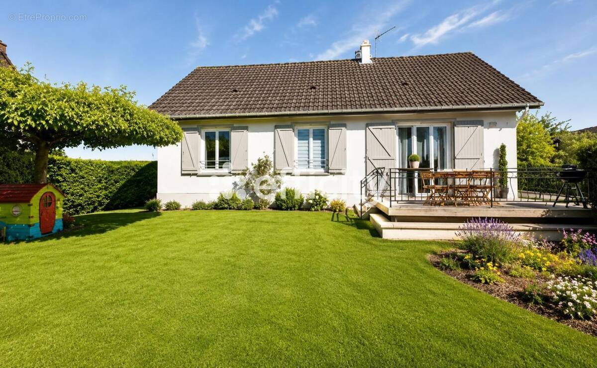Maison à ARQUES-LA-BATAILLE