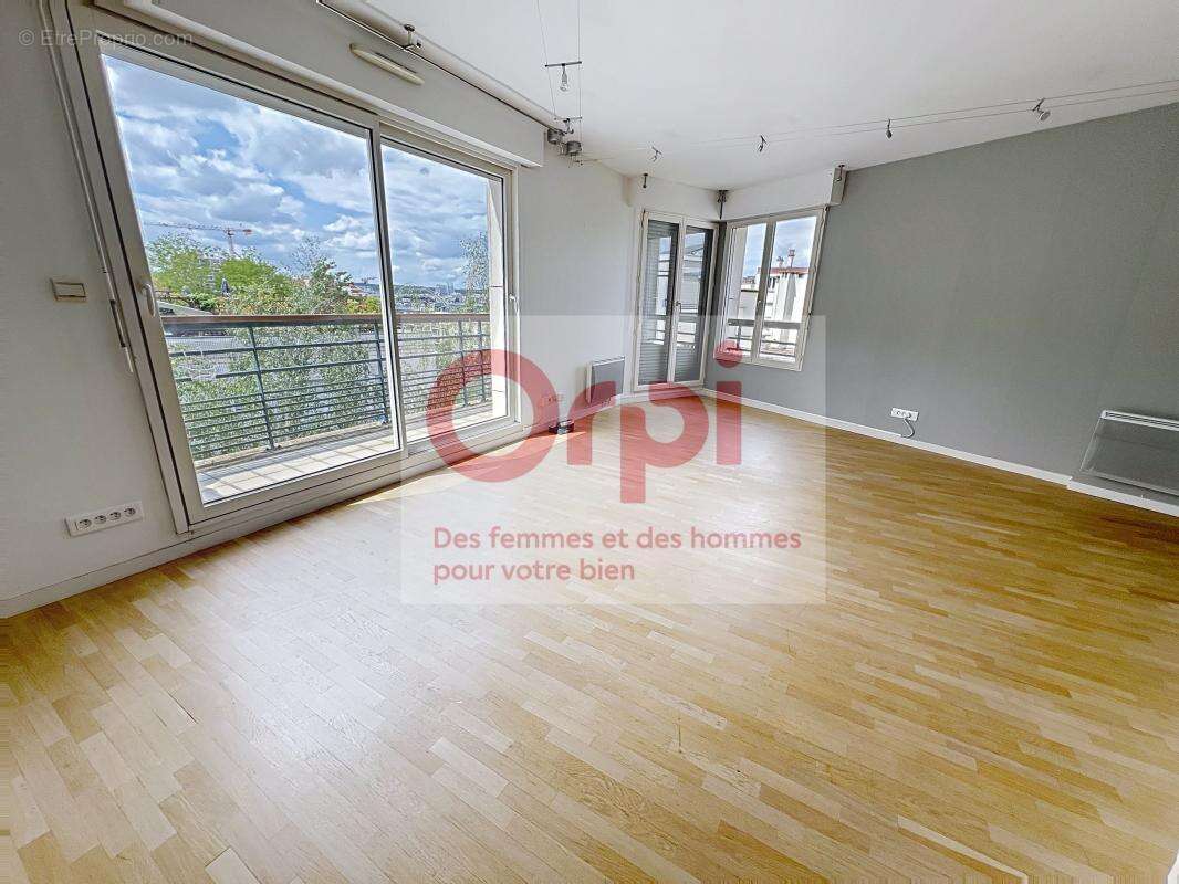 Appartement à ISSY-LES-MOULINEAUX