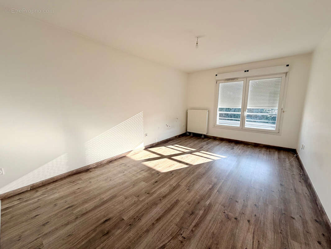 Appartement à LIMEIL-BREVANNES