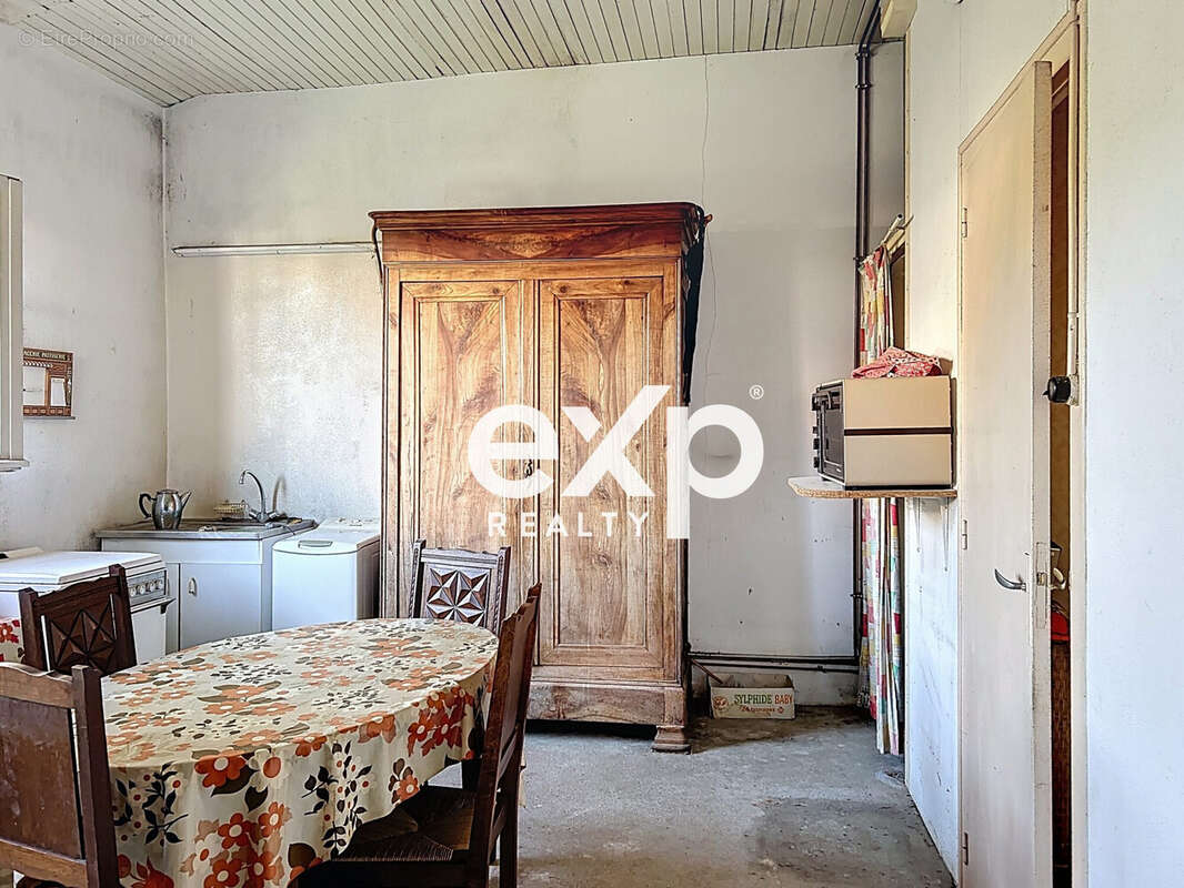 actuelle cuisine d'été  - Maison à SAINT-LUMINE-DE-CLISSON