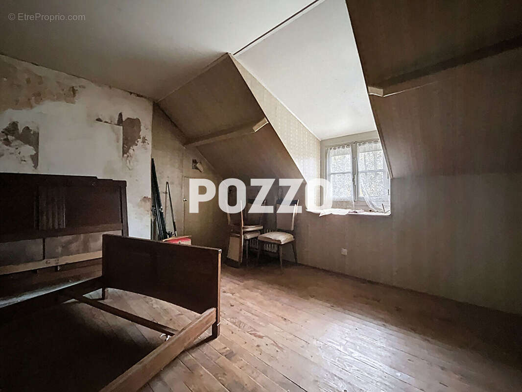 Maison à CHERENCE-LE-HERON