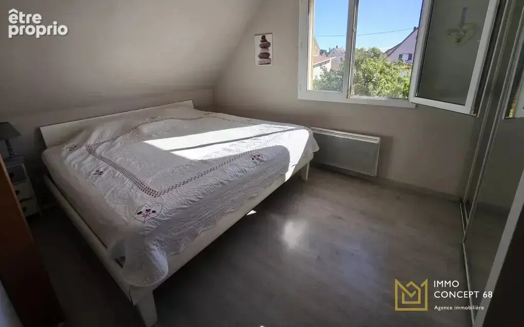 Maison - 141 m² - 4 chambres - Terrasse - photo 8