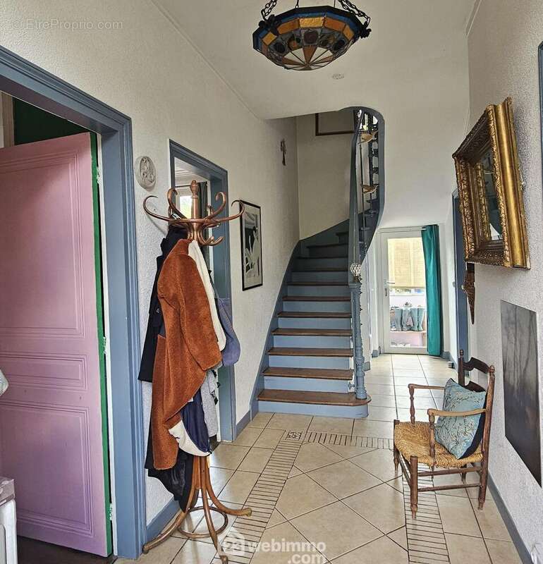 Une entrée spacieuse de 11 m².