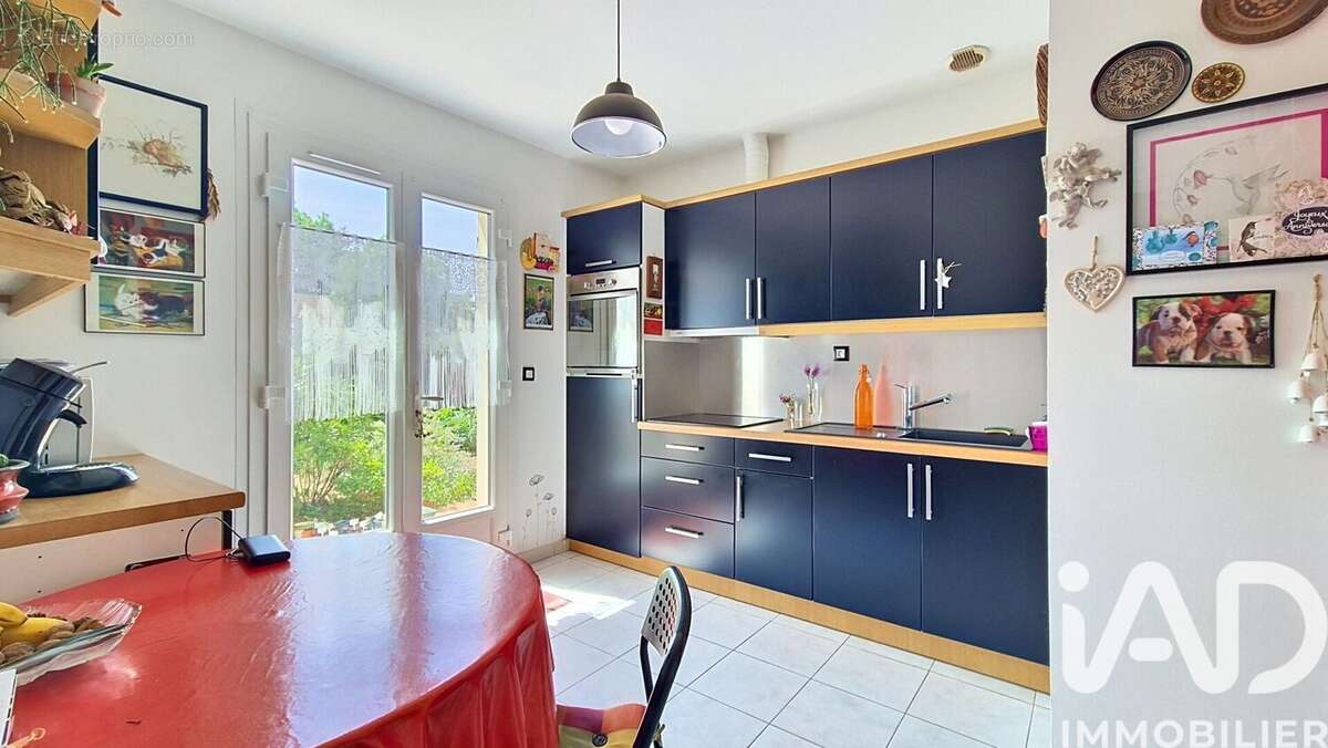 Maison 65 m² à Saint-Vrain  - photo 5