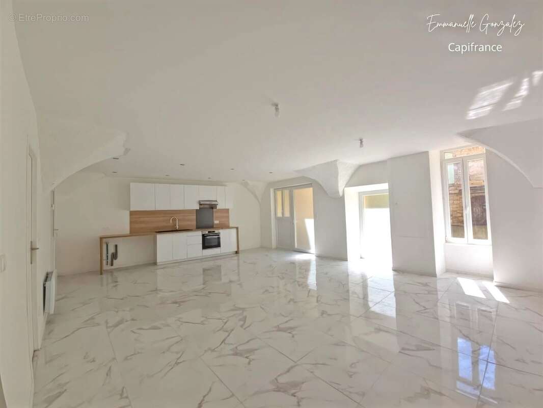 Maison de caractère entièrement rénovée 200m² avec 5 chambres ROUJAN (34) - photo 31