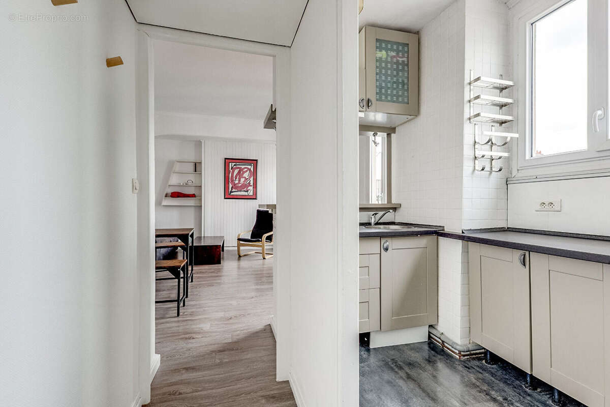 Appartement à PARIS-14E