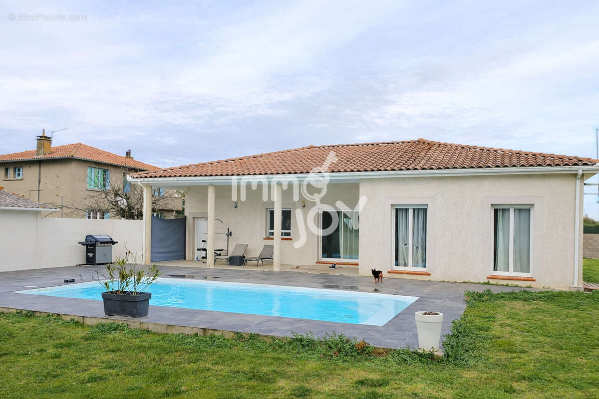 Maison à AUCAMVILLE