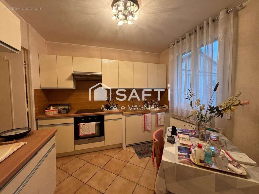 Photo 3 - Maison à REIMS