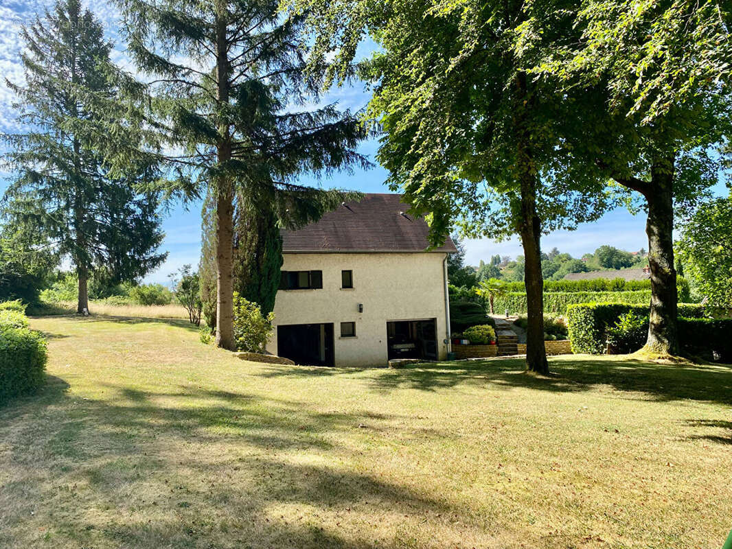 Maison à BLANZY