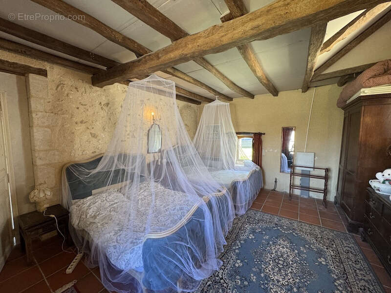 Maison à VANXAINS