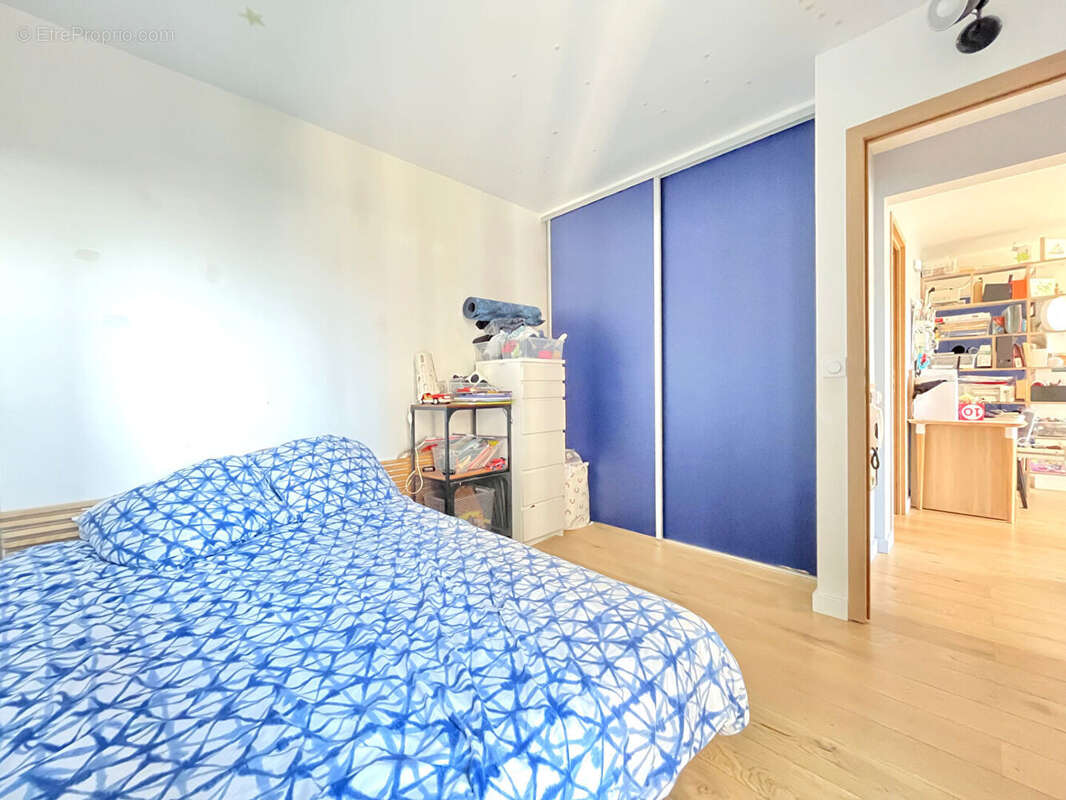 Appartement à FONTENAY-SOUS-BOIS