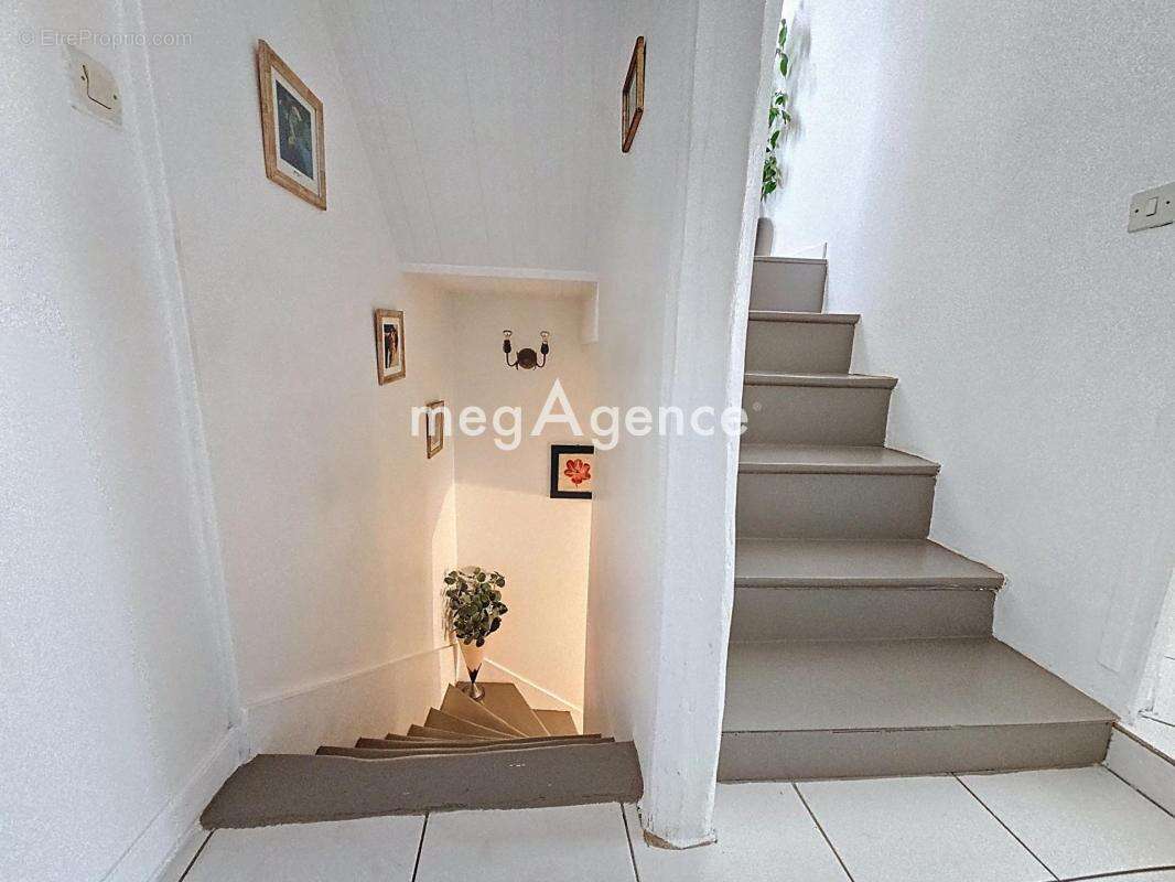 Maison à BOUAFLE