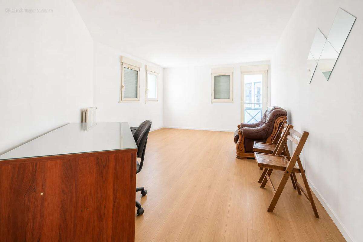 Appartement de 2 pièces de 56 m² à Cergy - photo 2